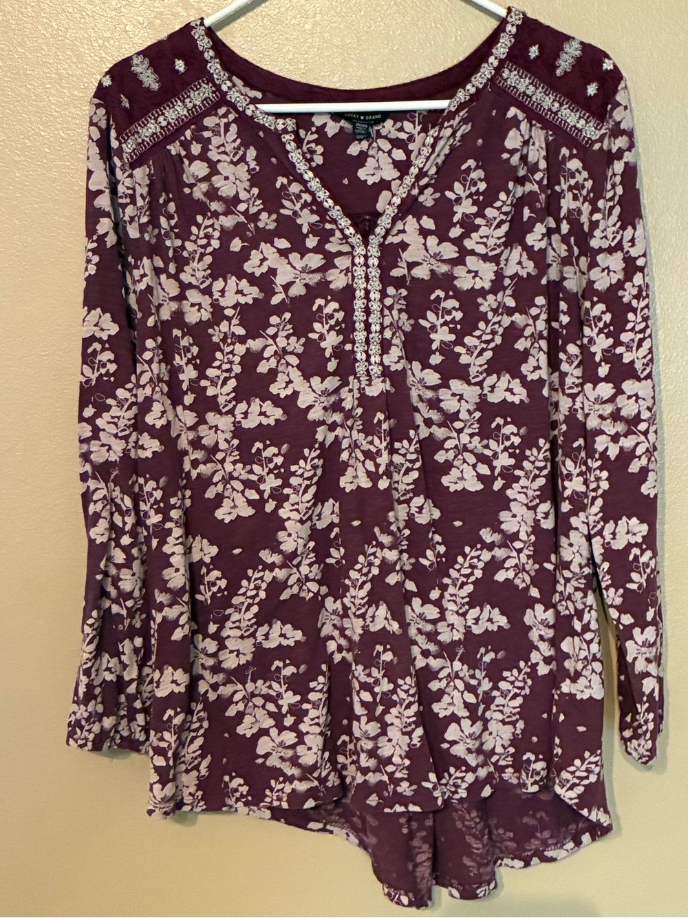 Lucky brand purple embroidered knit top size 2X